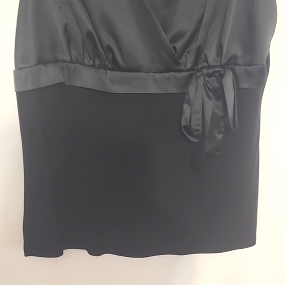 INC Bow Top - Picture 3 of 5